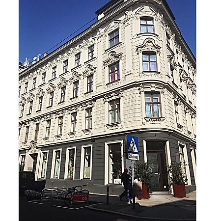 Designappartement Vienna Paintings Luaran gambar